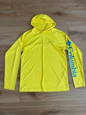 Columbia Yellow Hooded Performance Pullover